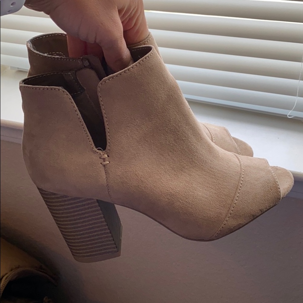 Block heel booties